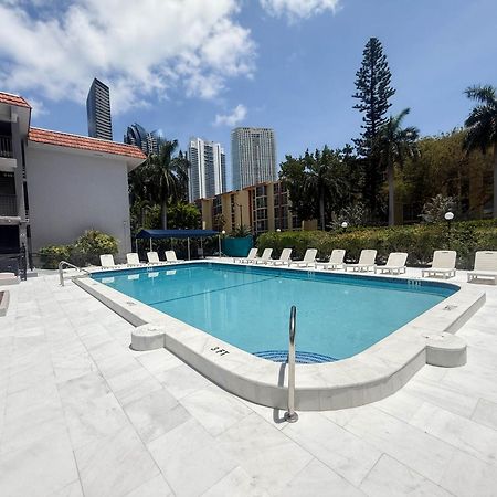 Sunny Isles Apartments By Miarentals Sunny Isles Beach Bagian luar foto